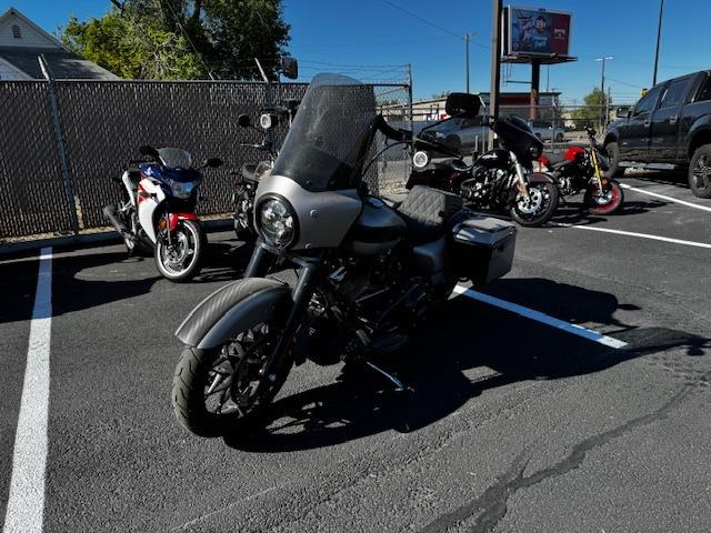 2021 Harley Davidson Road King Special