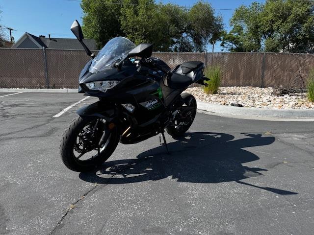 2023 Kawasaki  Ninja EX400