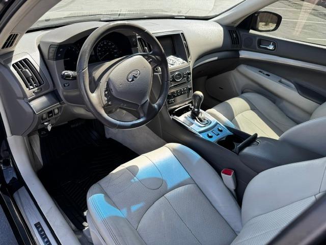 Vehicle Photograph