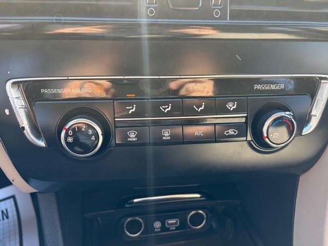 Vehicle Photograph