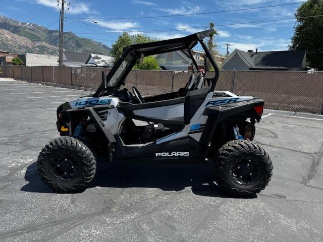 Vehicle Photograph