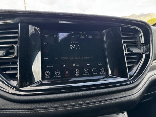 Vehicle Photograph