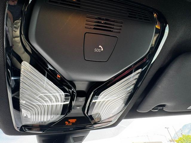 Vehicle Photograph