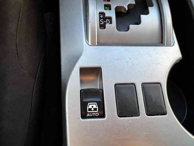 Vehicle Photograph