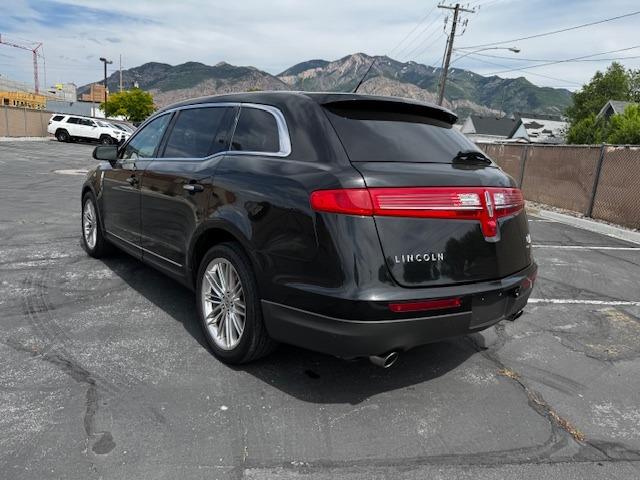 Vehicle Photograph
