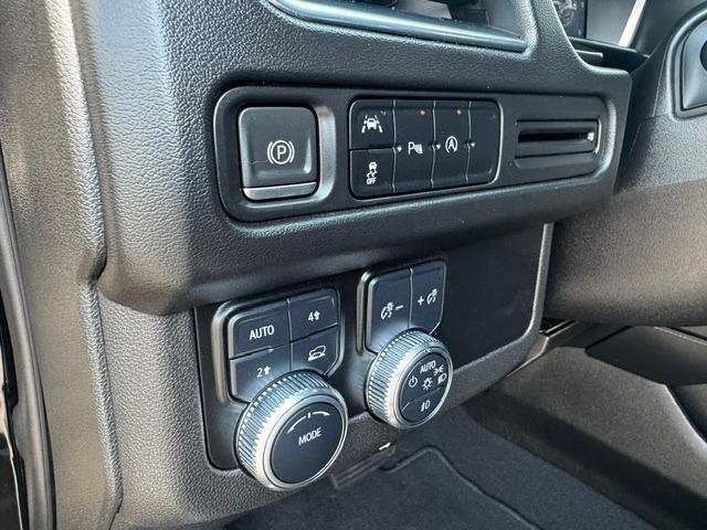 Vehicle Photograph