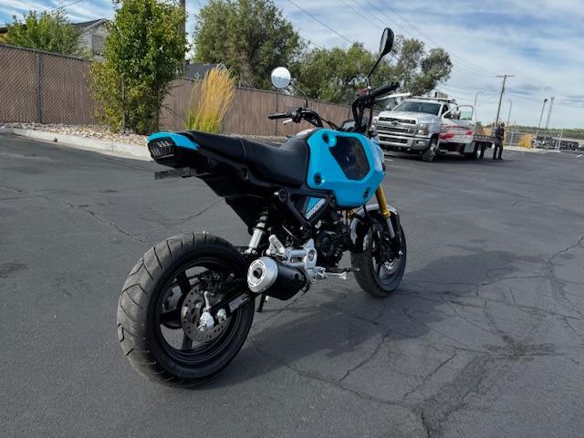 Vehicle Photograph