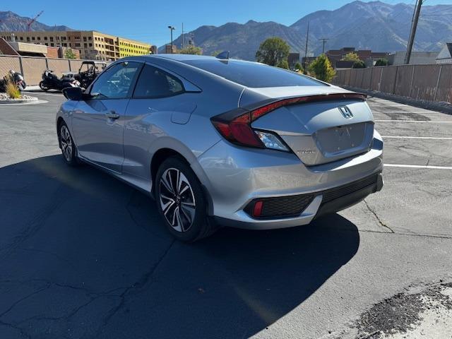 Vehicle Photograph