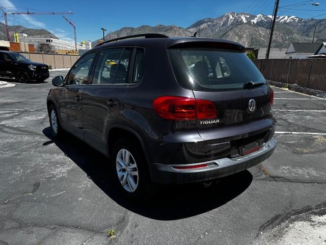 Vehicle Photograph