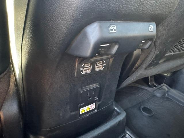 Vehicle Photograph