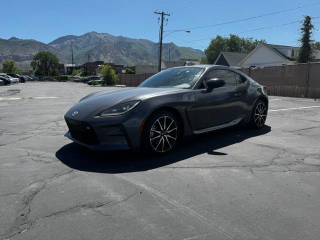 Vehicle Photograph