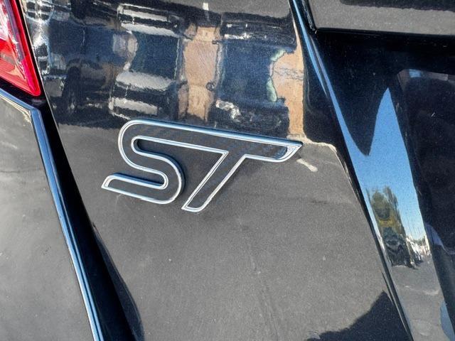 Vehicle Photograph