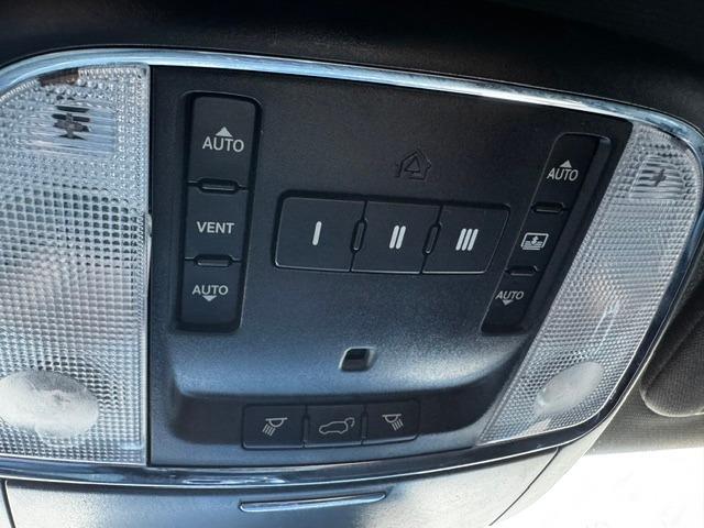 Vehicle Photograph