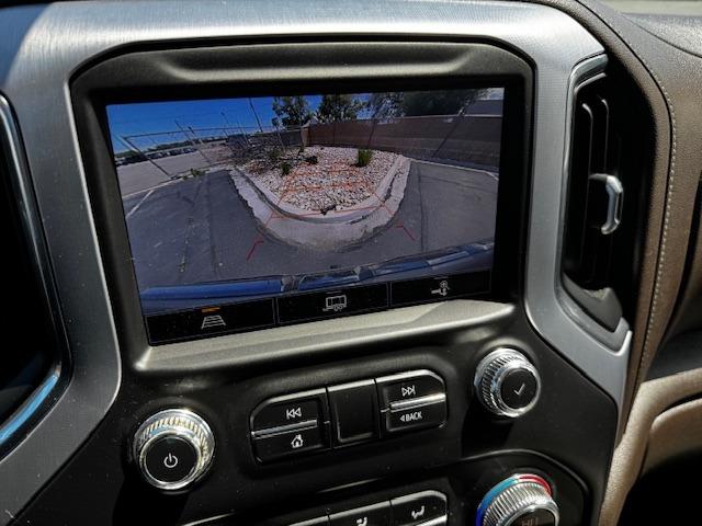 Vehicle Photograph