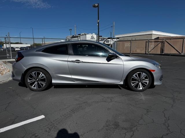Vehicle Photograph