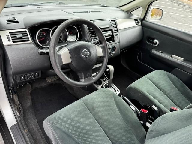 Vehicle Photograph