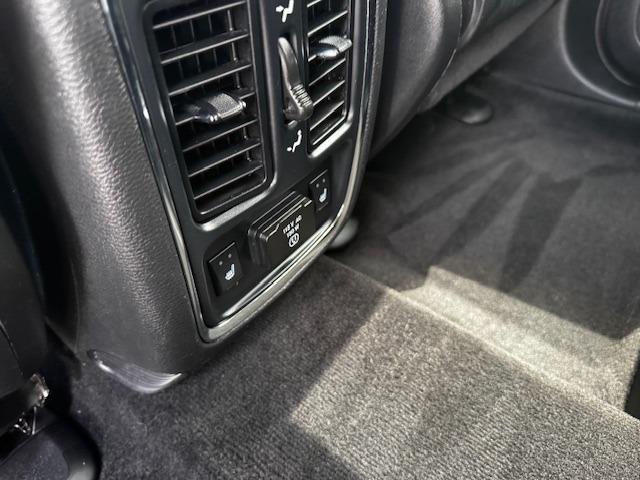 Vehicle Photograph