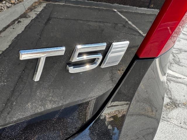 Vehicle Photograph