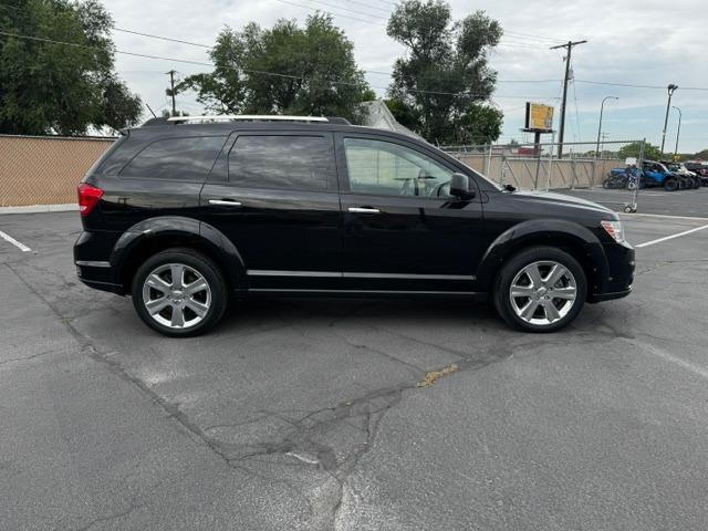 Vehicle Photograph