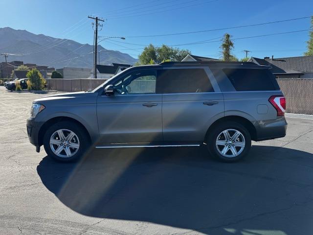 Vehicle Photograph