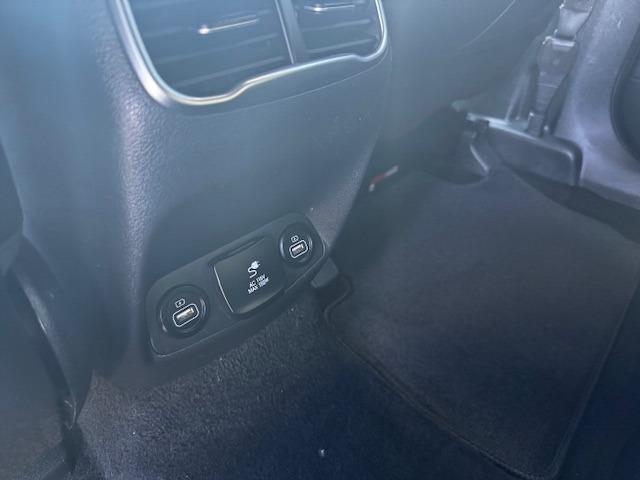Vehicle Photograph