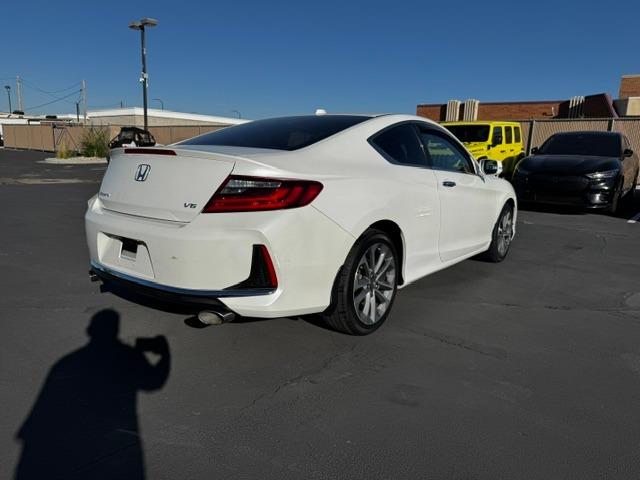 Vehicle Photograph