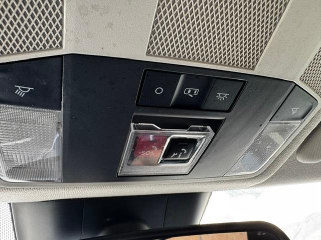 Vehicle Photograph