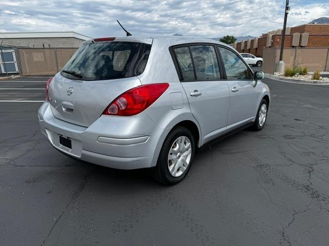 Vehicle Photograph
