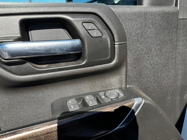 Vehicle Photograph