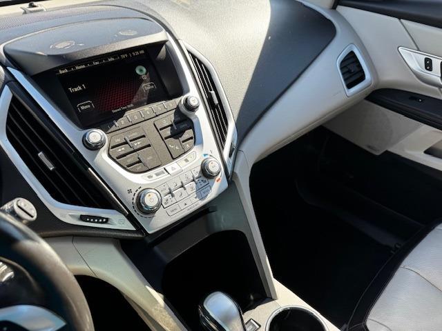 Vehicle Photograph