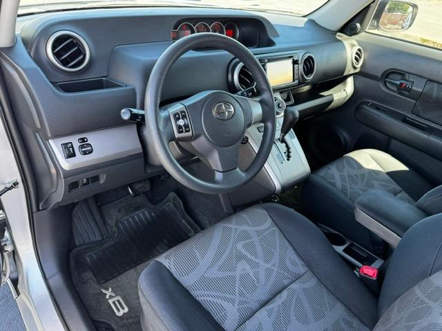Vehicle Photograph