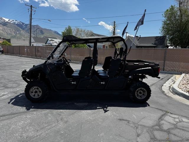 Vehicle Photograph