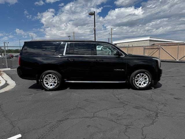 Vehicle Photograph