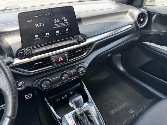 Vehicle Photograph