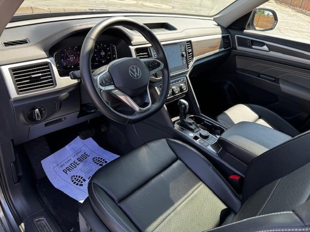 Vehicle Photograph