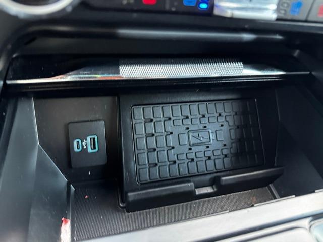 Vehicle Photograph