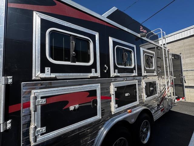 Vehicle Photograph