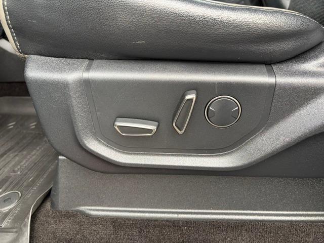 Vehicle Photograph