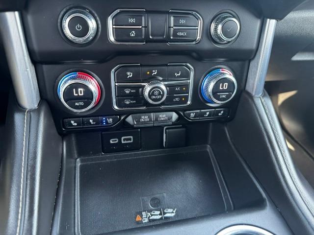 Vehicle Photograph
