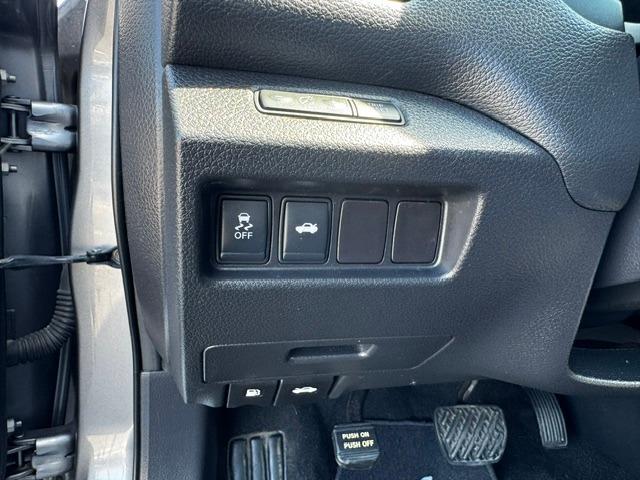 Vehicle Photograph