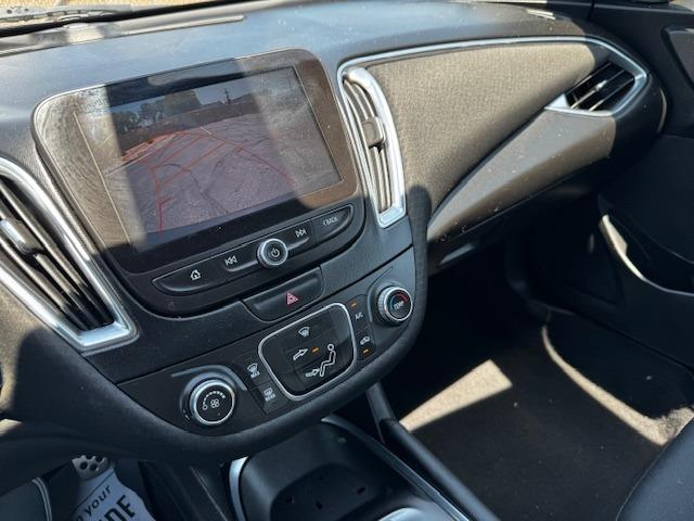 Vehicle Photograph