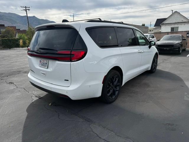 Vehicle Photograph