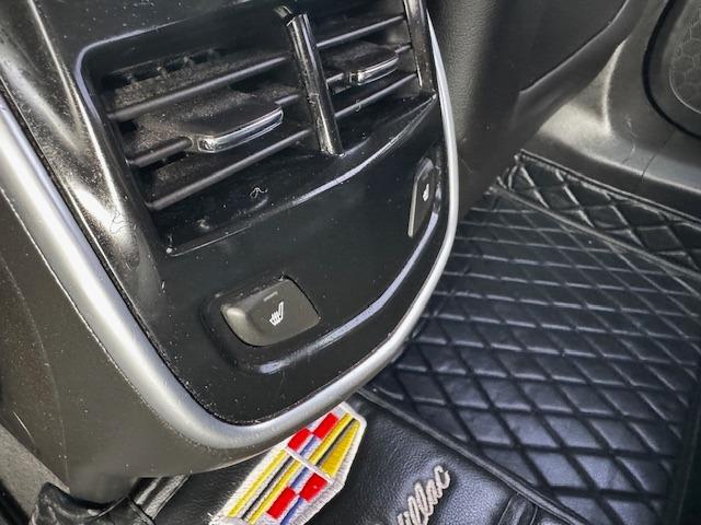 Vehicle Photograph