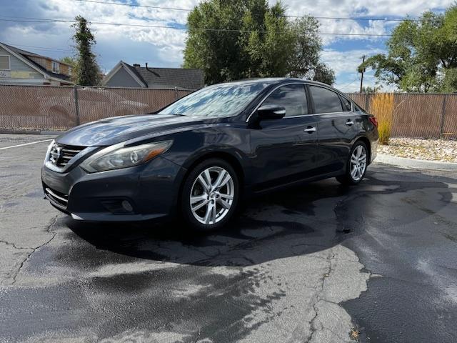 Vehicle Photograph