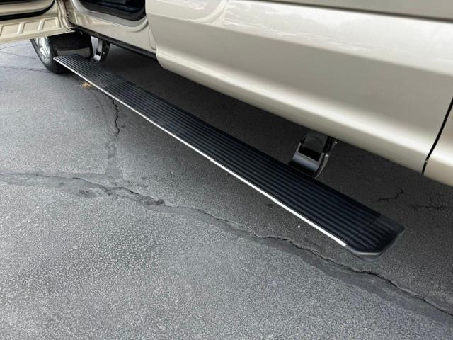 Vehicle Photograph