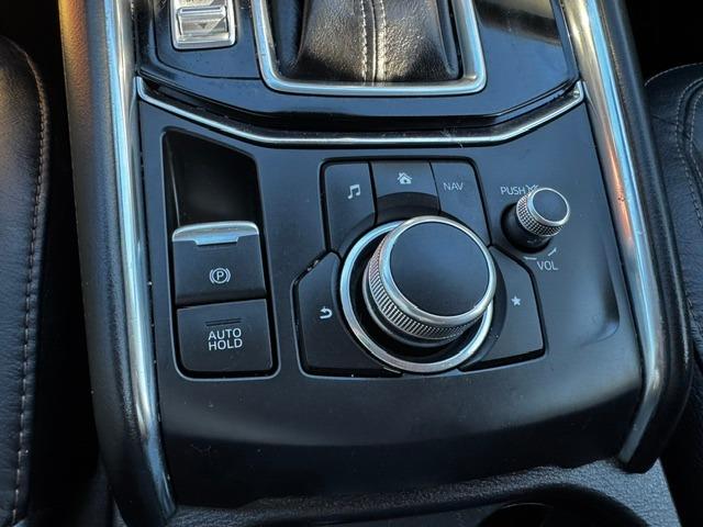 Vehicle Photograph