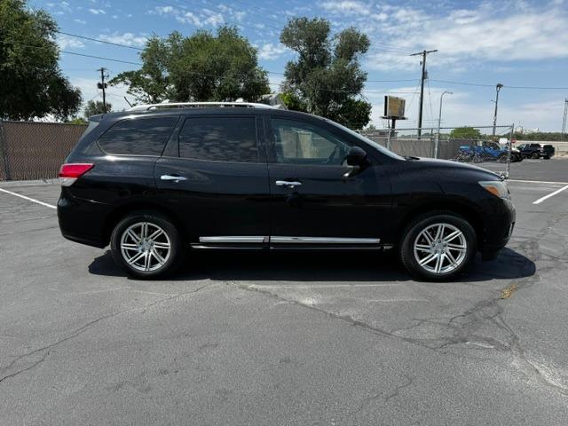Vehicle Photograph