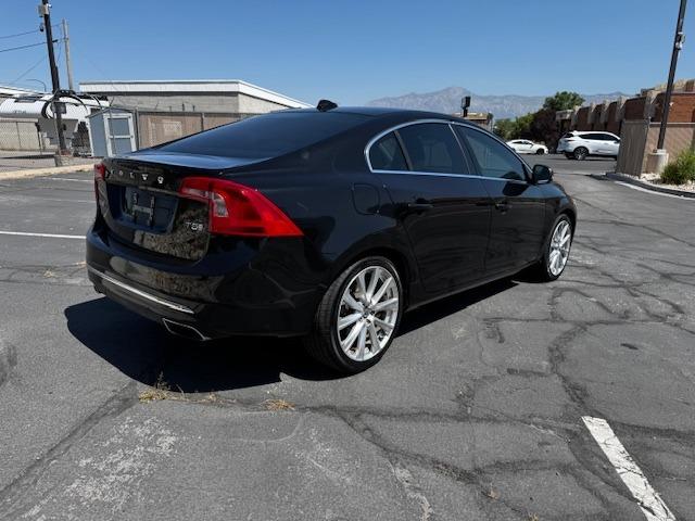 Vehicle Photograph