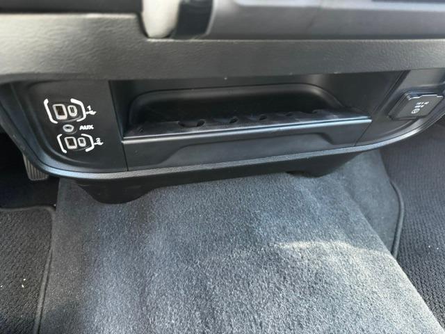 Vehicle Photograph
