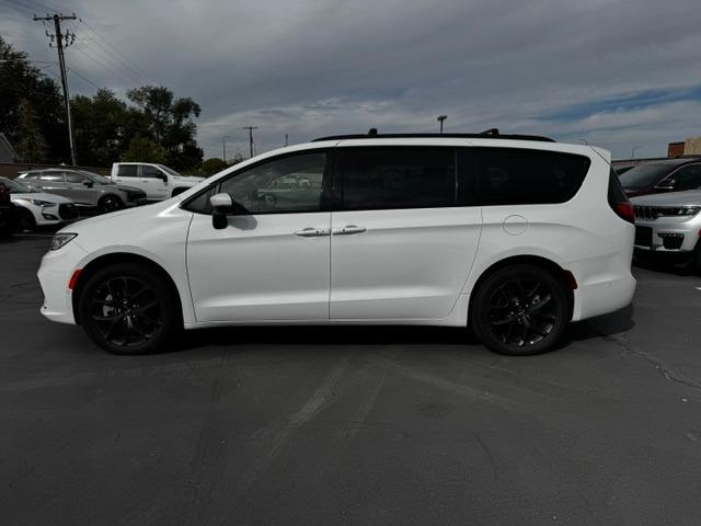 Vehicle Photograph